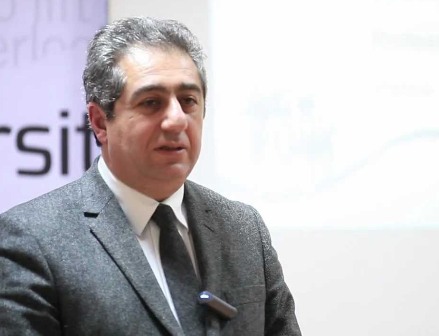 “Yuanın devalvasiyası Çin mallarının Azərbaycana idxalını artıracaq”