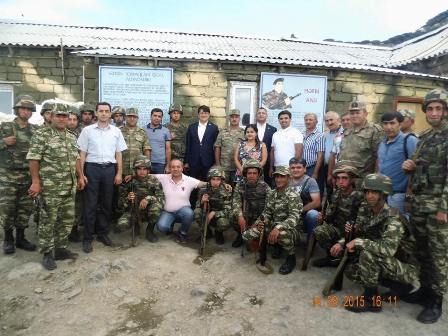 Deputatlar əsgərləri arxayın etdilər: “Döyüşdə milyonlarla insan yanınızda olacaq”