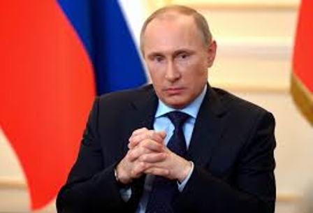 Sanksiyalara görə Putin öz administrasiyasında ixtisarlar aparacaq
