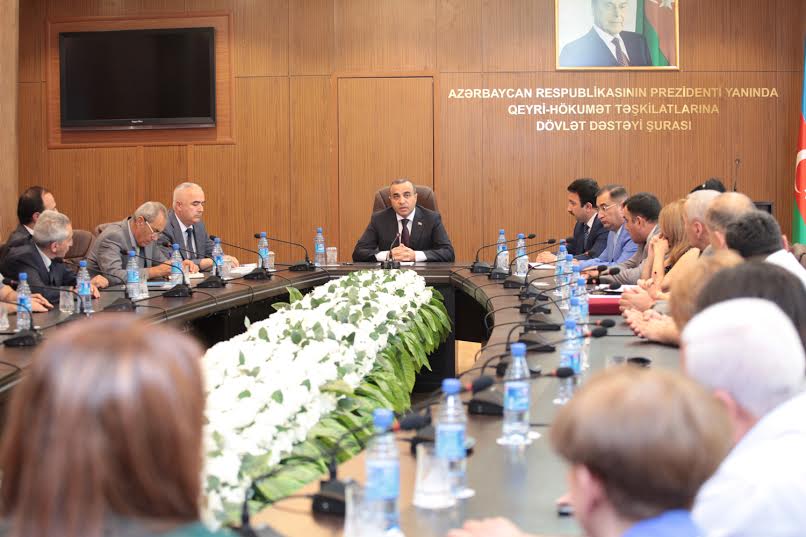  Azay Quliyev “Qarabağ” QHT Koalisiyasının üzvləri ilə görüşüb 