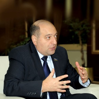 “Dərmanların qiymətini artıranlar sərt cəzalandırılmalıdır”