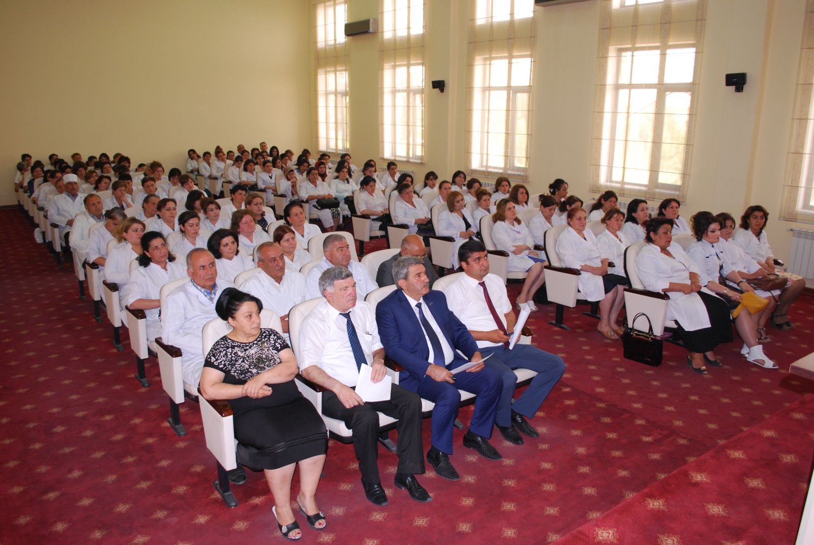 Səhiyyə işçilərinə tapşırıqlar verildi