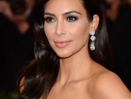 Kim Kardaşyanın mühafizəçisi Yerevanda döyüldü - FOTO