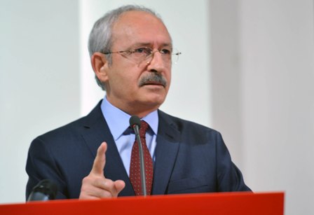 Türkiyənin ana müxalifət partiyasında yumruq DAVASI: Kılıçdaroğlu əsəbiləşdi 