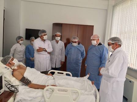 Tibb Universitetində ilk dəfə böyrək köçürmə əməliyyatı - FOTO