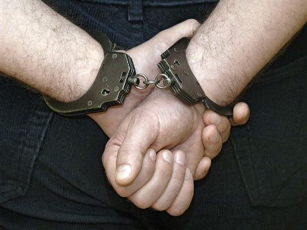 Bakıda keçmiş polisi güllələyən könüllü təslim olub
