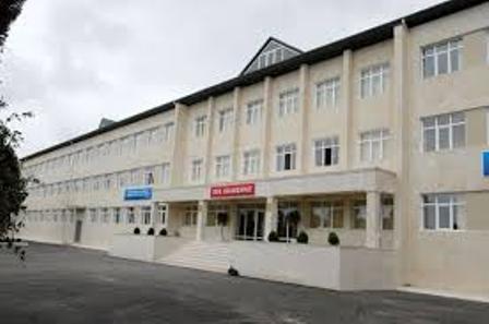 Orta məktəblərdə PROBLEM: “Heç yerlərində də oturmurlar” 