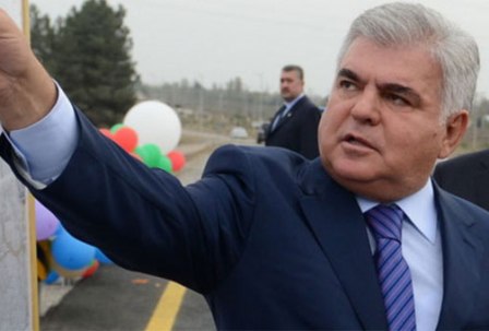 Ziya Məmmədov nəqliyyat sektorundakı nöqsanlara görə işçilərinə irad tutdu