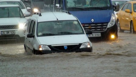 İstanbul sular altında - FOTOLAR