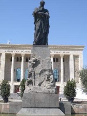Teatrda nüfuz davası