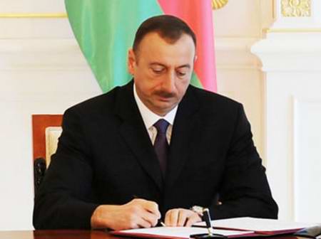 Prezident mədəniyyət xadimlərinə fəxri adlar verdi - SİYAHI
