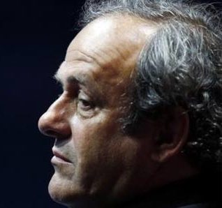 Platini vəzifəsindən gedir