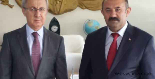 İğdırda ermənicə “Xoş gəlmisiniz” elanı etiraz doğurdu