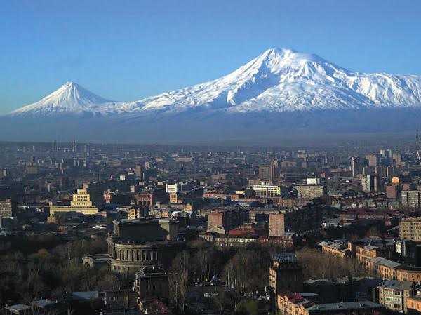 Ermənistanda dekabrın 6-da referendum keçiriləcək