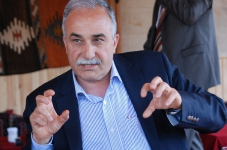 Deputat qəzaya düşdü 