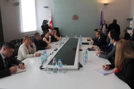 Mikayıl Cabbarov Tbilisidəki Azərbaycan məktəblərinə getdi -FOTO