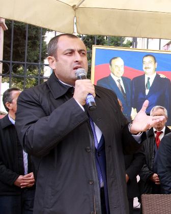 Adil Əliyev seçiciləri ilə görüşlər keçirir - FOTOLAR