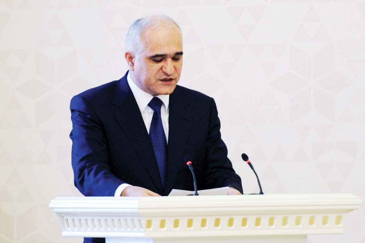 "Dünya maliyyə bazarlarındakı çətinliklər əsas risklər hesab oluna bilər"