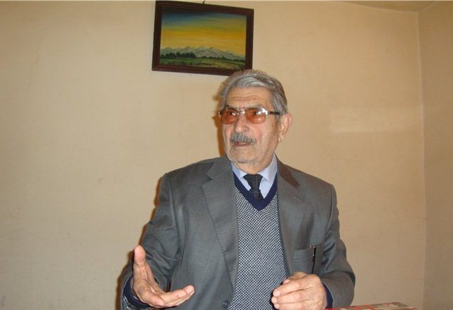  Xalq şairinin vəziyyəti ağırlaşdı