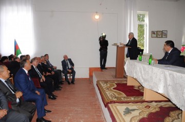 Ağalar Vəliyevin Goranboyun cəbhə xəttindəki Tapqaraqoyunlu kəndində seçicilərlə möhtəşəm görüşü oldu