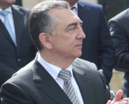 Eldar Əzizov Səbaildə söküntüyə başladı