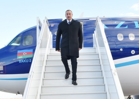 İlham Əliyev Qazaxıstana getdi - FOTO 