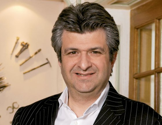 Azərbaycan erməni milyarderin həbsi üçün İsveçrəyə müraciət etdi