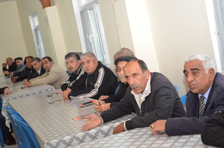 Rafael Cəbrayılov seçicilərlə görüşlərini davam etdirir - FOTOLAR