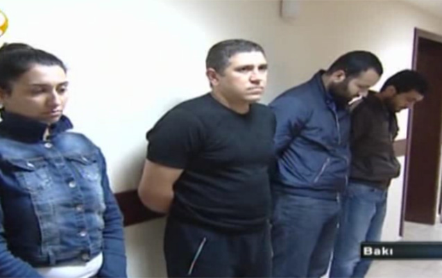 Şantajla pul qoparan dəstə saxlanıldı 