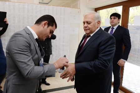 Artur Rasizadə və Oqtay Əsədov da səs verdilər