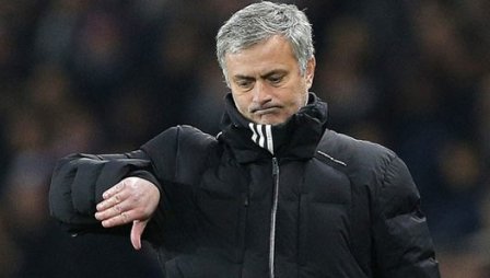 Roman Abramoviç Mourinyoya bir həftə vaxt verdi