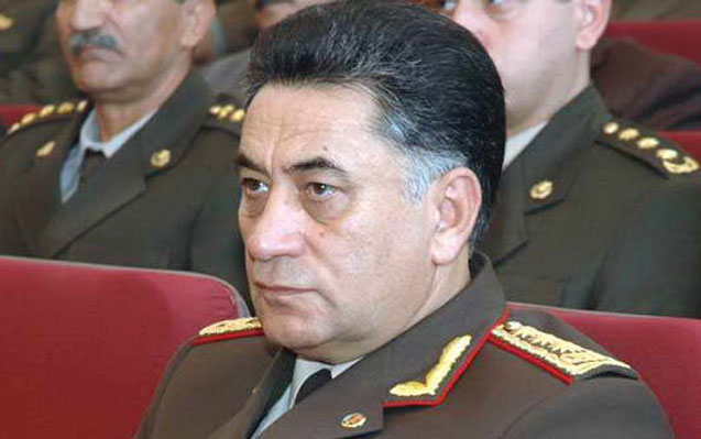 Nazir iki rayonun polis rəisini dəyişdirdi 