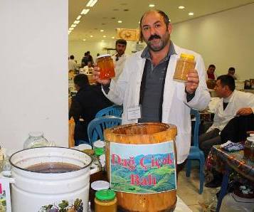 Bal yarmarkasında KAMPANİYA: “3 kq bal alana hədiyyə”
