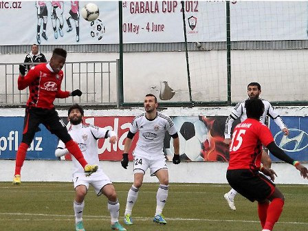  Qəbələ səfərdə məğlub oldu 