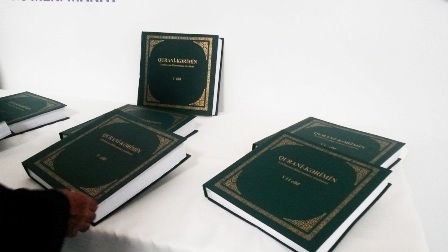 Gözdən əlillərə “Quran” payladılar