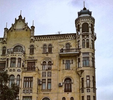 Bakıda mərc hesabına tikilən tarixi binalar - ARAŞDIRMA