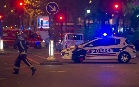 Parisdə polis terorçularla atışdı: ölənlər və yaralananlar var