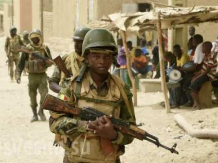 Malidə terrorçular 170 turisti girov götürüb 