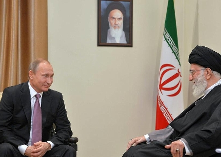 Putin Xamneyi ilə görüşdü 