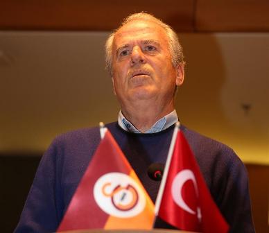 Mustafa Dənizli “Qalatasaray”a baş məşqçi gətirildi