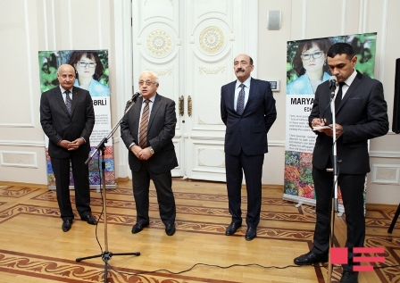  Gənc rəssamın “Əsrlərin sədası” adlı sərgisi açılıb