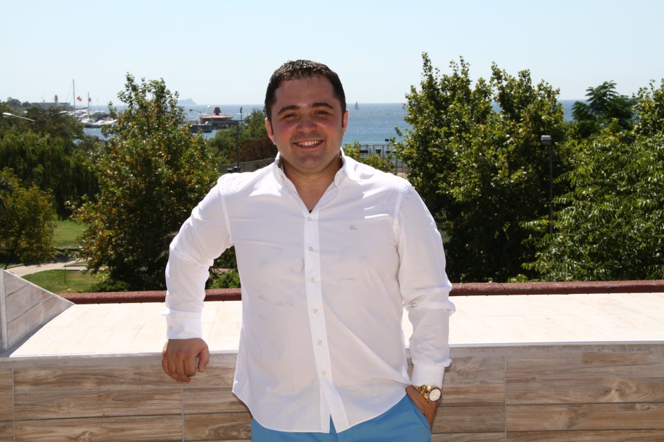 Azərbaycanlı milyarder Türkiyədə diş xəstəxanası açır