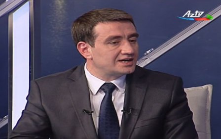   Nazirliyin keçmiş aparat rəhbəri jurnalistikaya qayıdıb  - Foto  