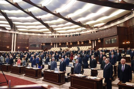 Milli Məclis bu gün toplanır - 7 məsələyə baxılacaq - SİYAHI