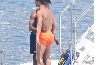  Kriştianu Ronaldunun homoseksualluğundan şübhələndilər  - FOTO  