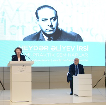 Heydər Əliyevə həsr olunan seminar keçirilib 