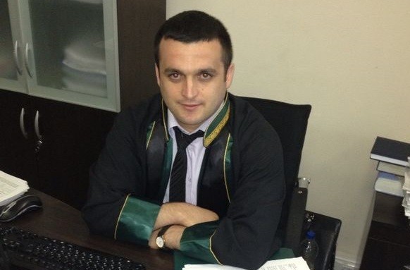Vəkil: “Cahangir Hacıyev 400 milyonluq kreditin 200 milyonunu qaytarıb”