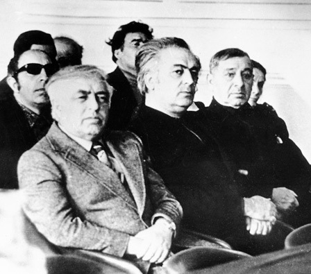 Karvan yolunun fatehi - Bayram Bayramov...