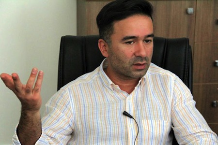 Məşhur “KVN”çidən şok açıqlamalar: "Nazirlər zəng edib hədələyirlər"