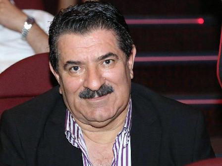 Xalq artistinin üzündəki dollar nəşəsi...
